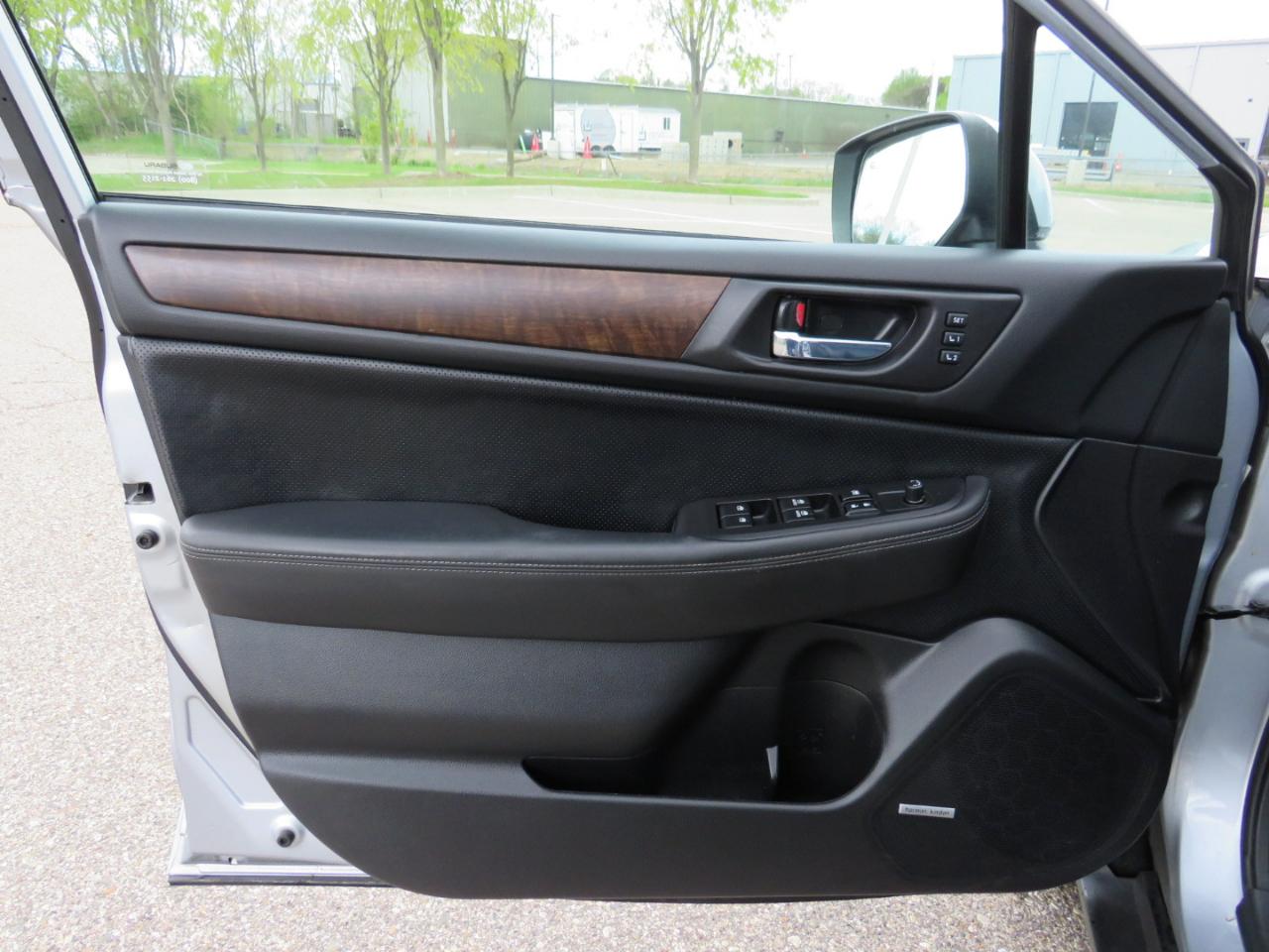 Subaru Outback 2.5i Limited 2015