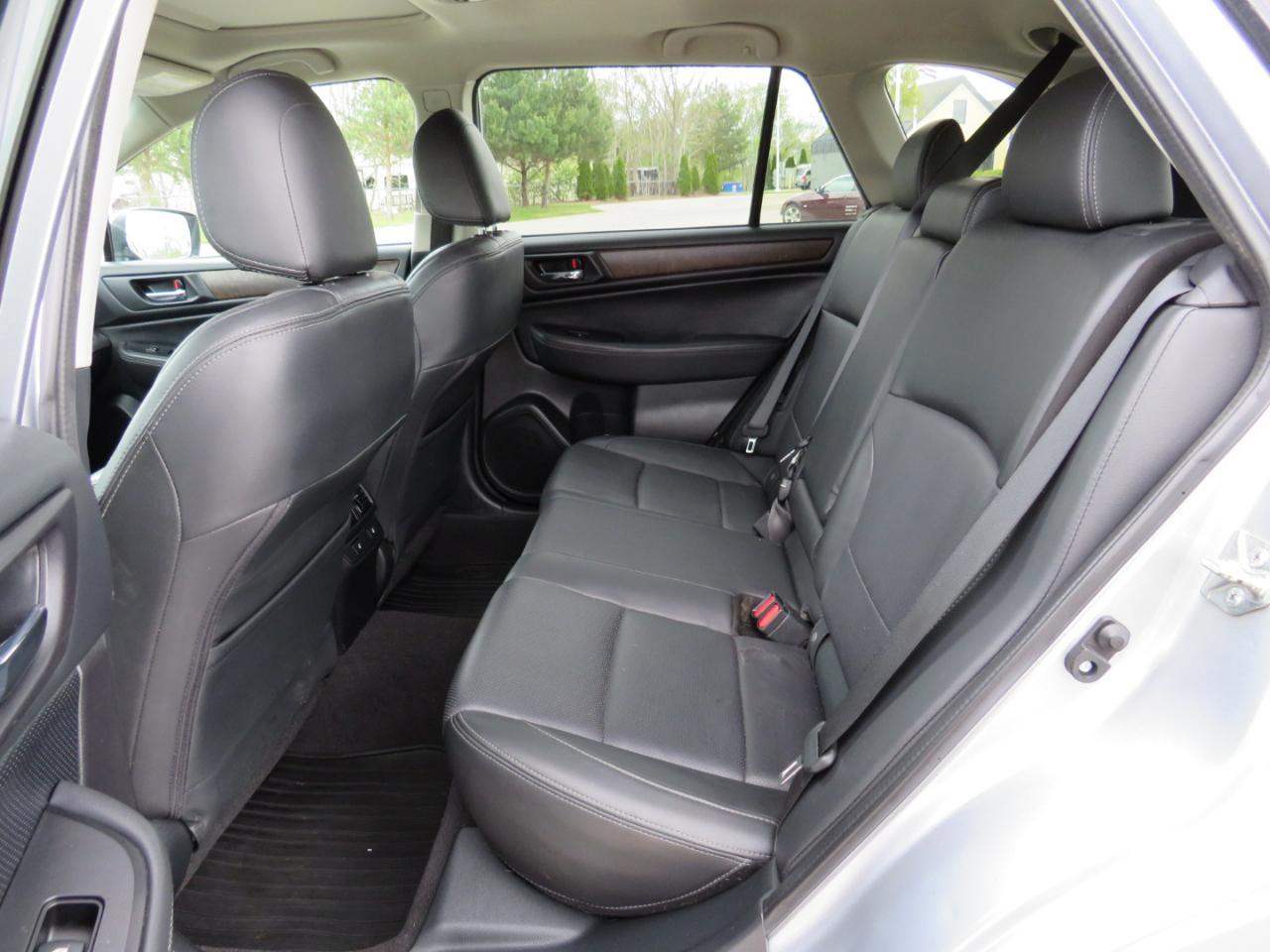 Subaru Outback 2.5i Limited 2015