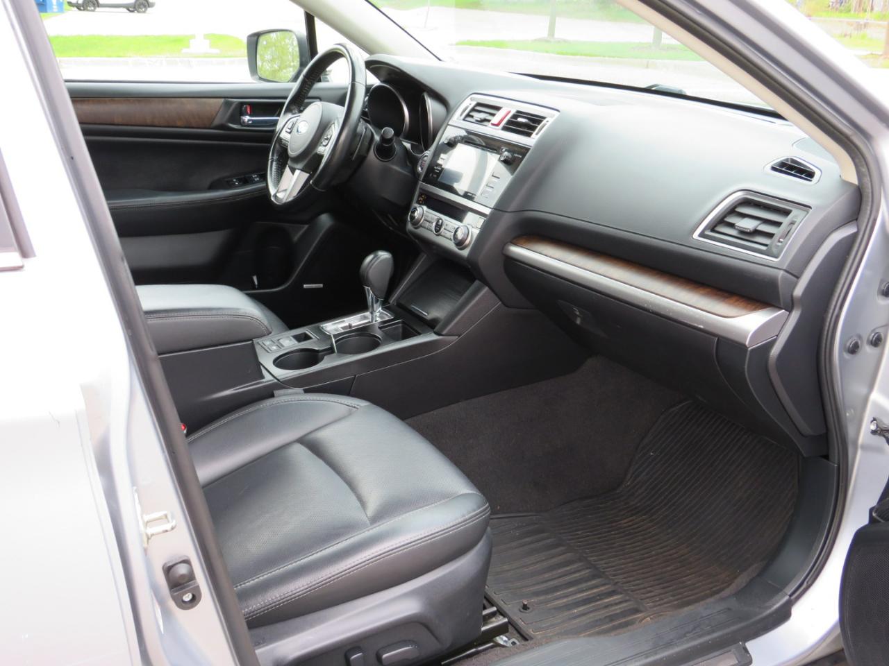 Subaru Outback 2.5i Limited 2015