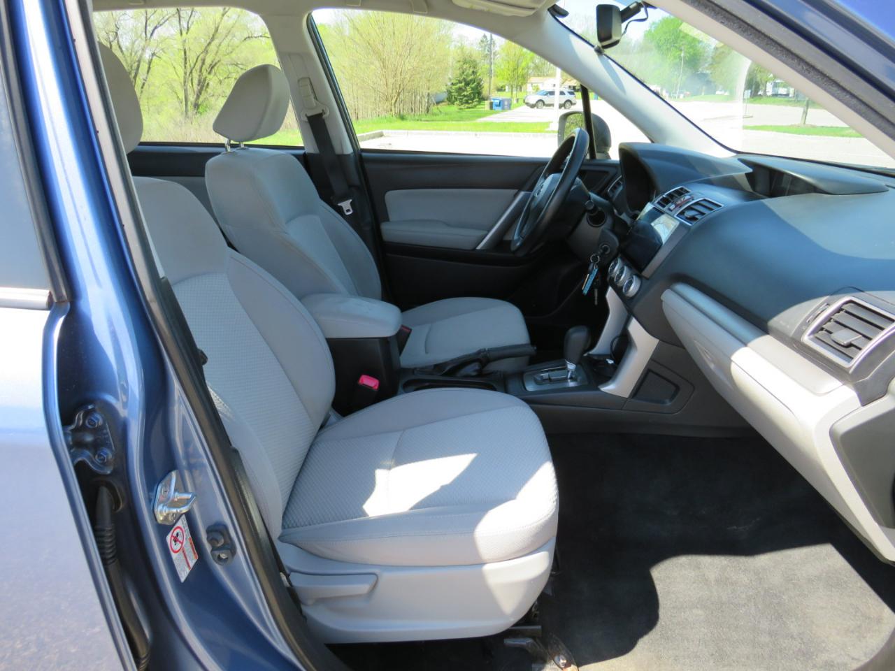 Subaru Forester 2.5i Premium PZEV CVT 2016