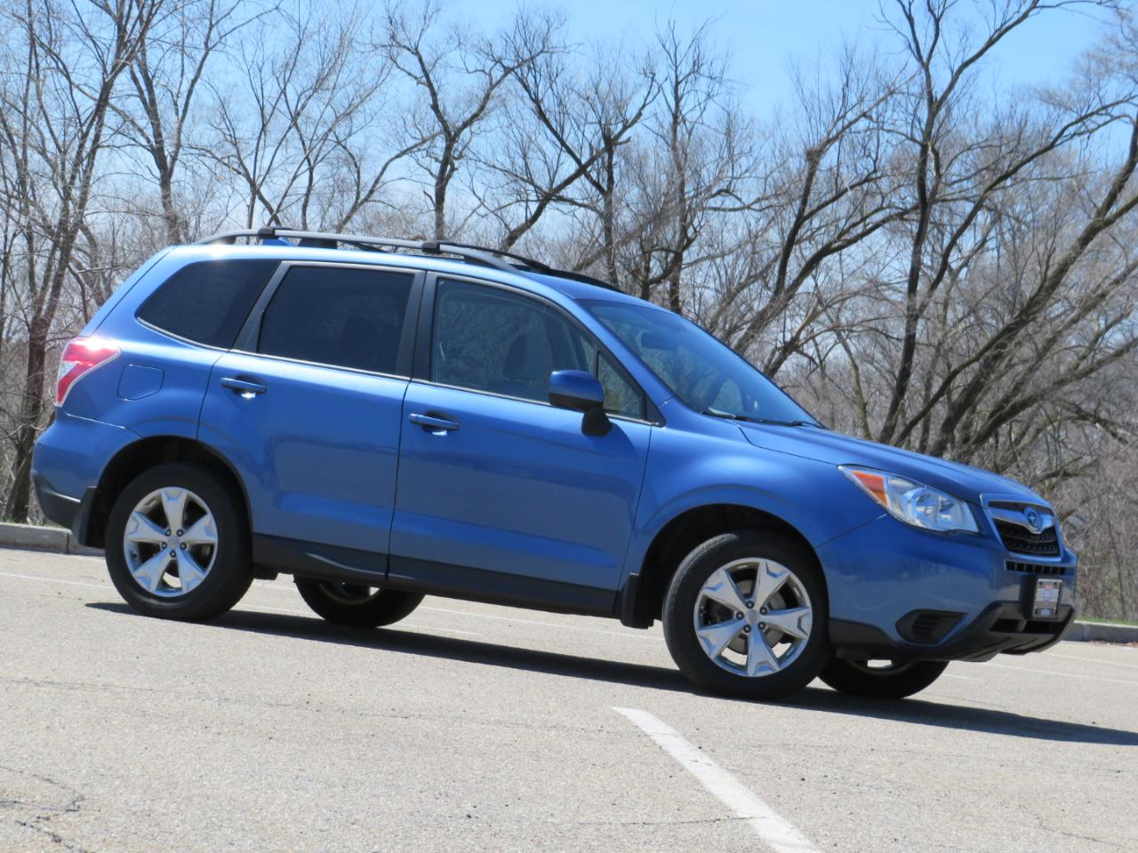 Subaru Forester 2.5i Premium PZEV CVT 2016