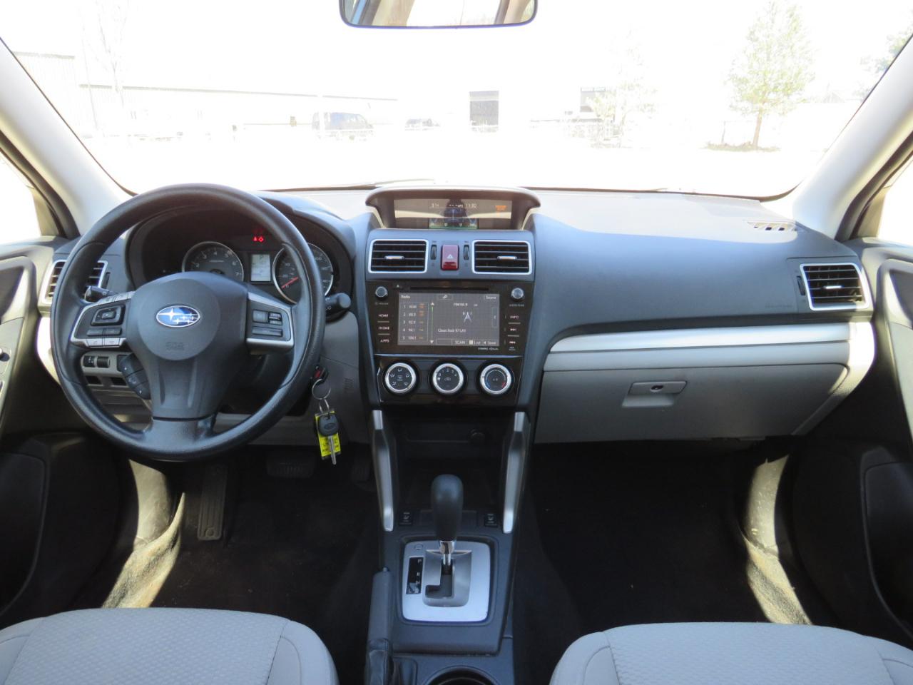 Subaru Forester 2.5i Premium PZEV CVT 2016