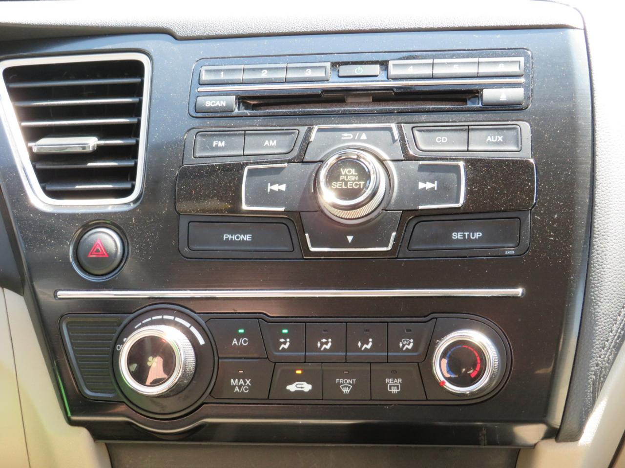 Honda Civic LX Sedan 5-Speed AT 2013