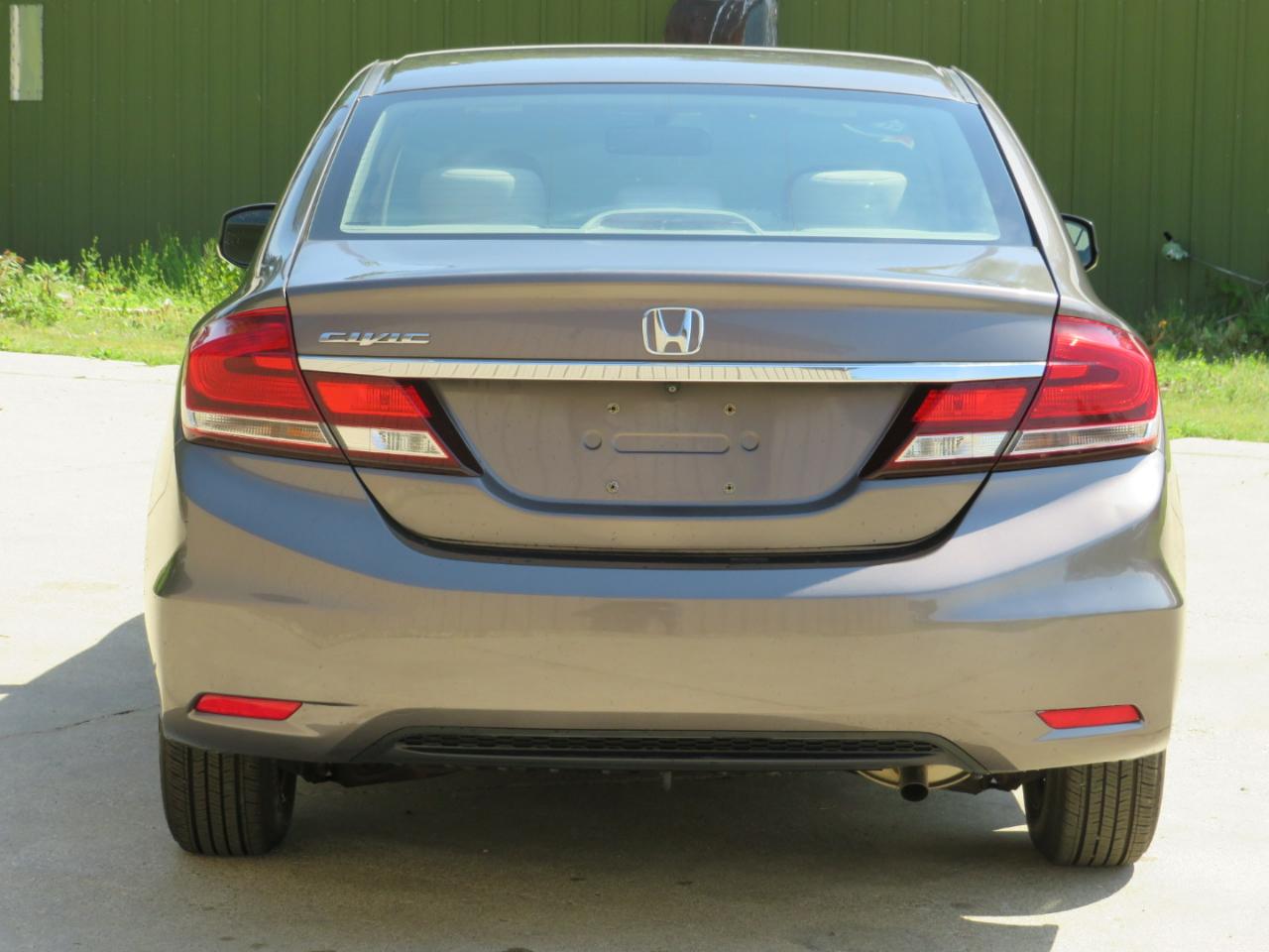 Honda Civic LX Sedan 5-Speed AT 2013