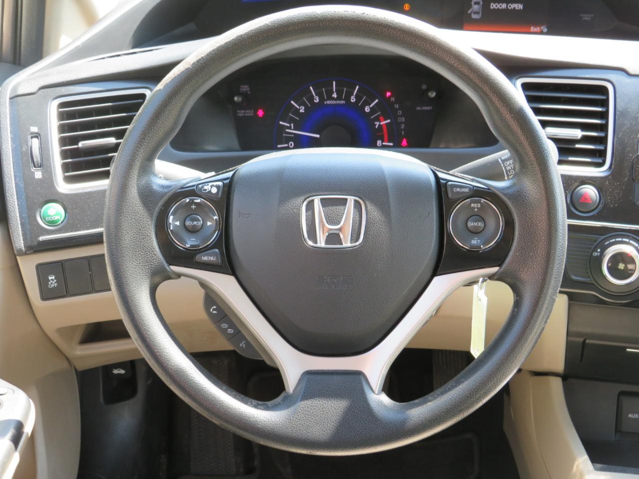 Honda Civic LX Sedan 5-Speed AT 2013