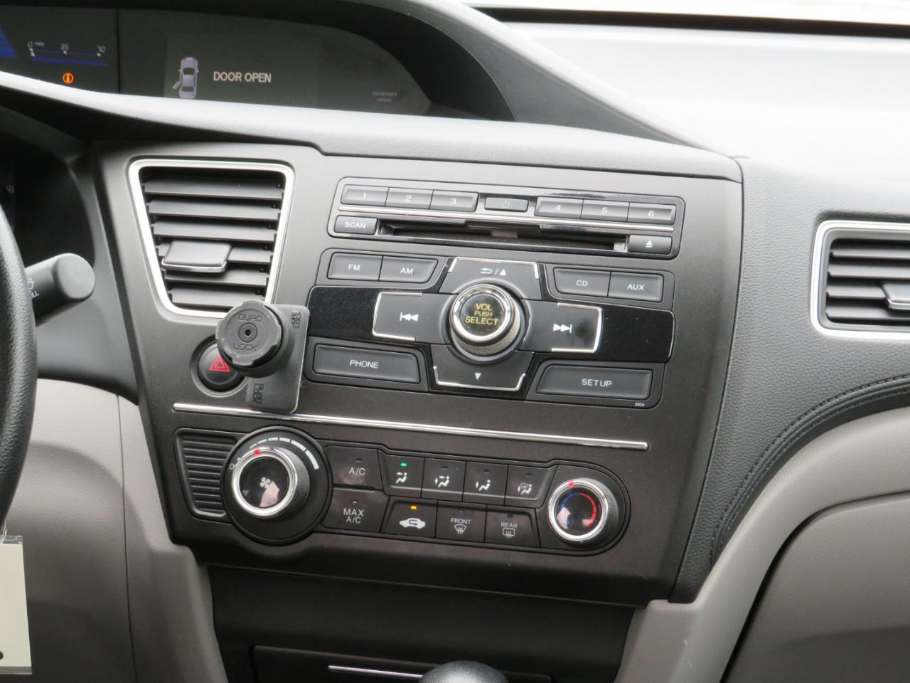 Honda Civic LX Sedan 5-Speed AT 2013