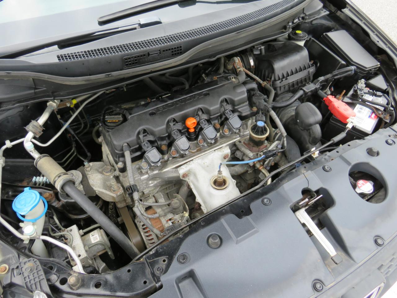 Honda Civic LX Sedan 5-Speed AT 2013