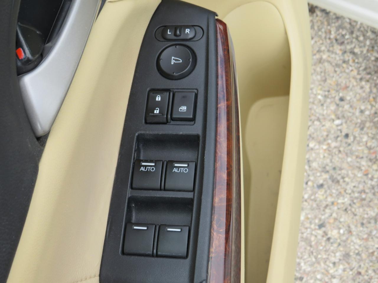 Honda Crosstour EX-L V-6 4WD 2012