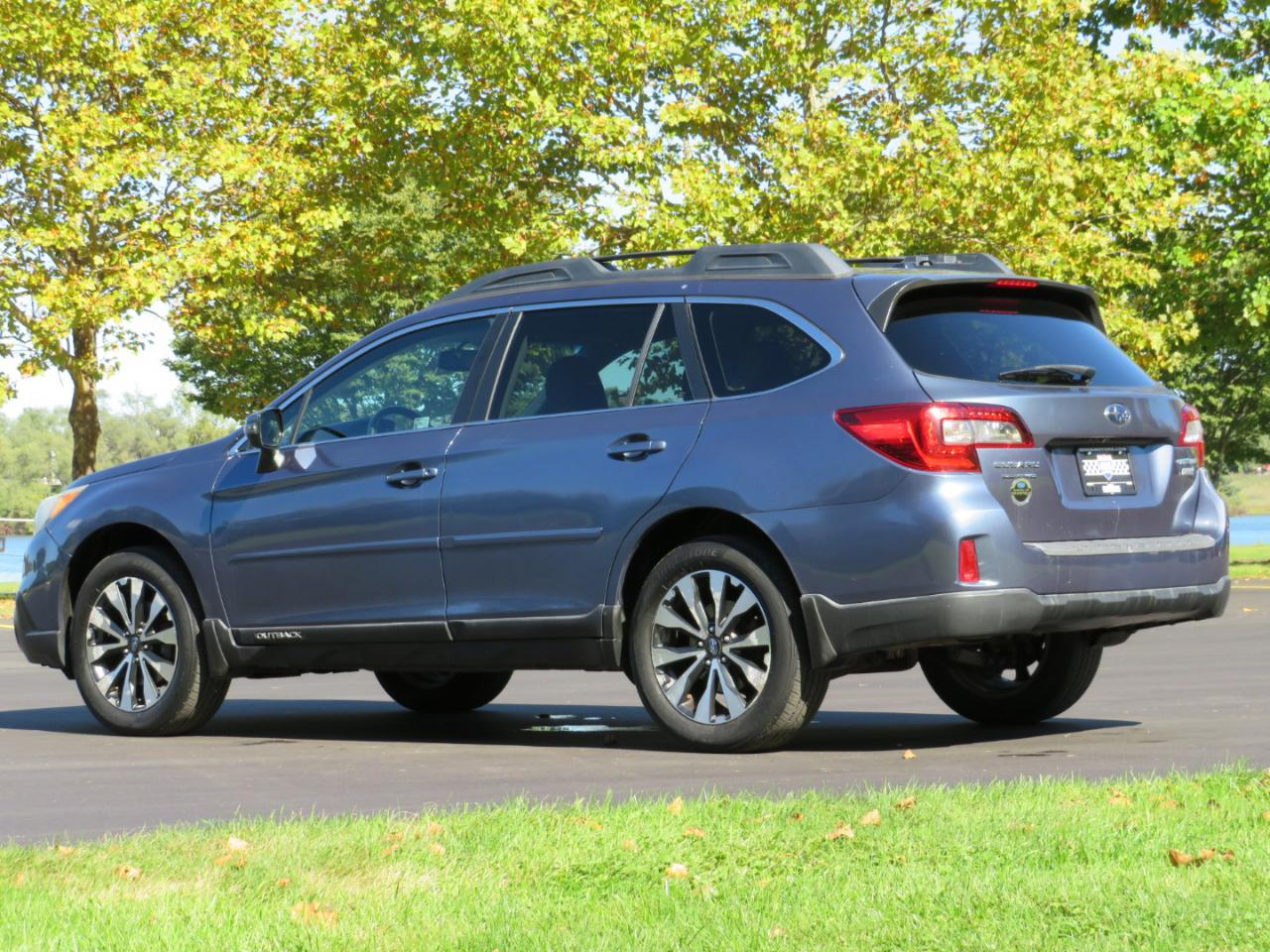 Subaru Outback 2.5i Limited 2015
