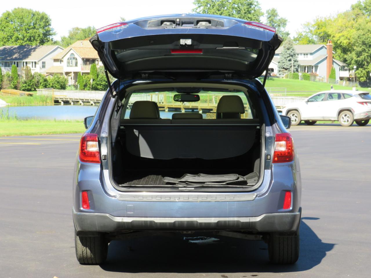 Subaru Outback 2.5i Limited 2015