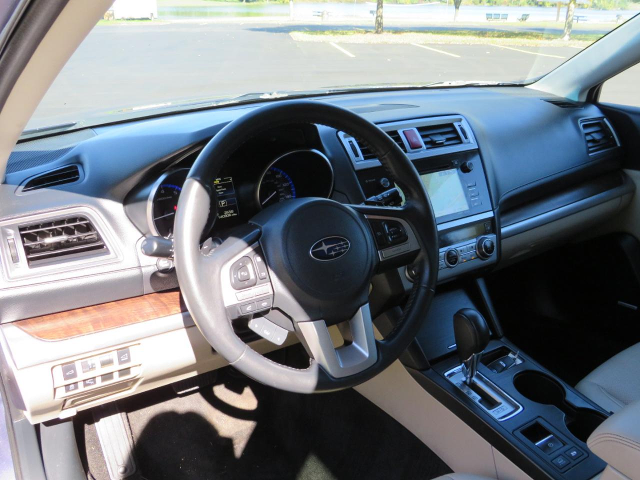 Subaru Outback 2.5i Limited 2015