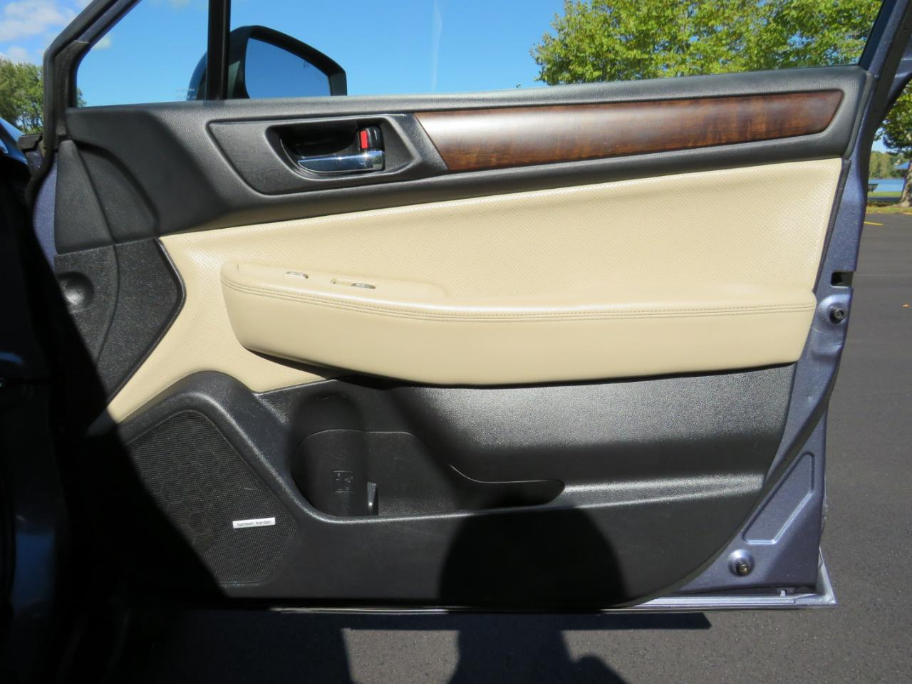 Subaru Outback 2.5i Limited 2015