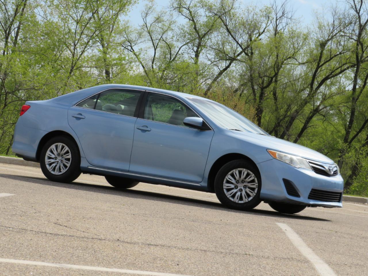 Toyota Camry LE 2012