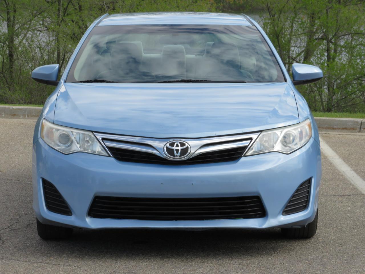 Toyota Camry LE 2012