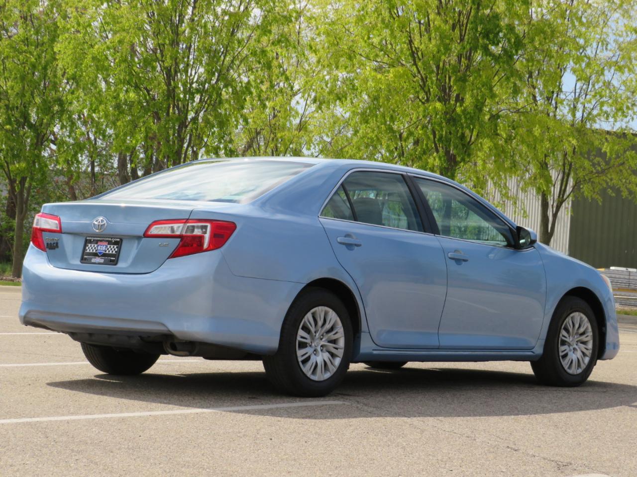 Toyota Camry LE 2012