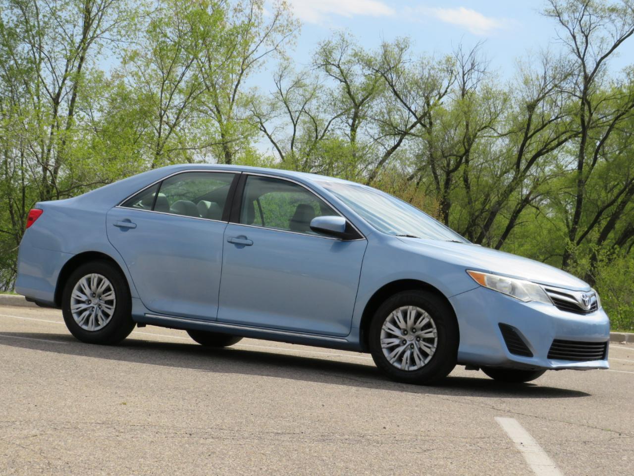 Toyota Camry LE 2012