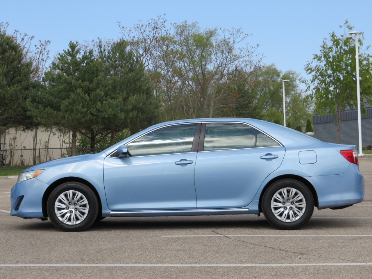 Toyota Camry LE 2012