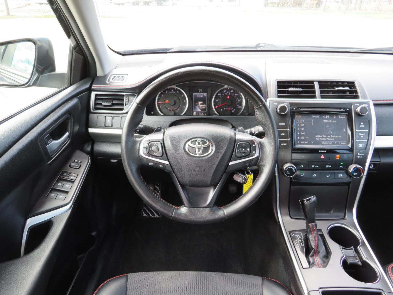 Toyota Camry SE 2017
