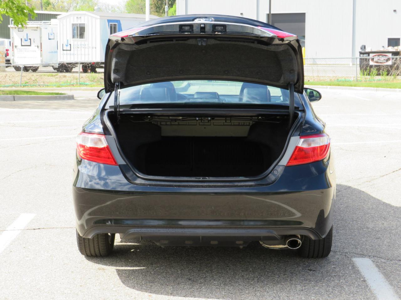 Toyota Camry SE 2017