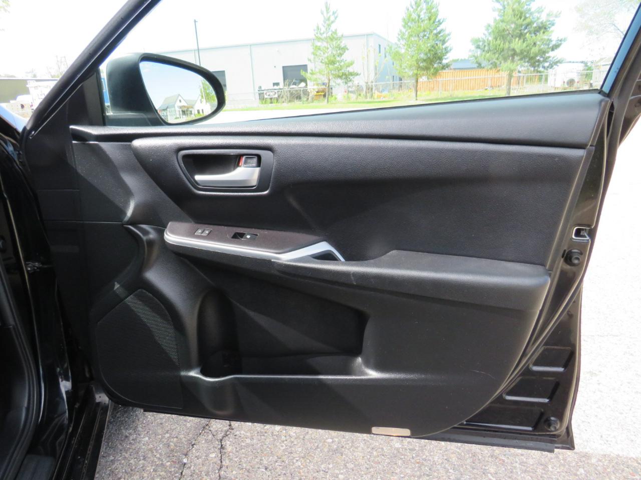 Toyota Camry SE 2017