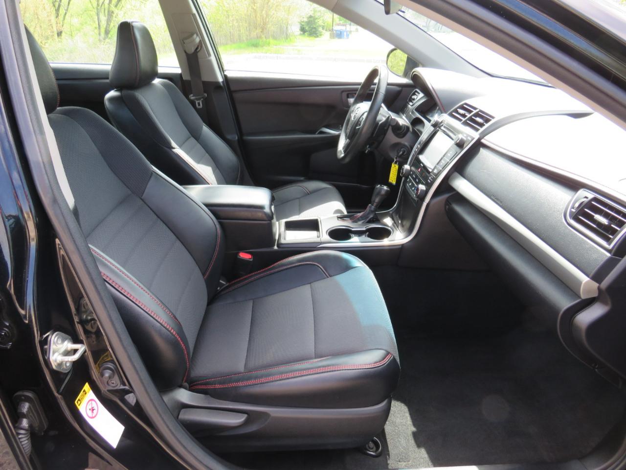 Toyota Camry SE 2017