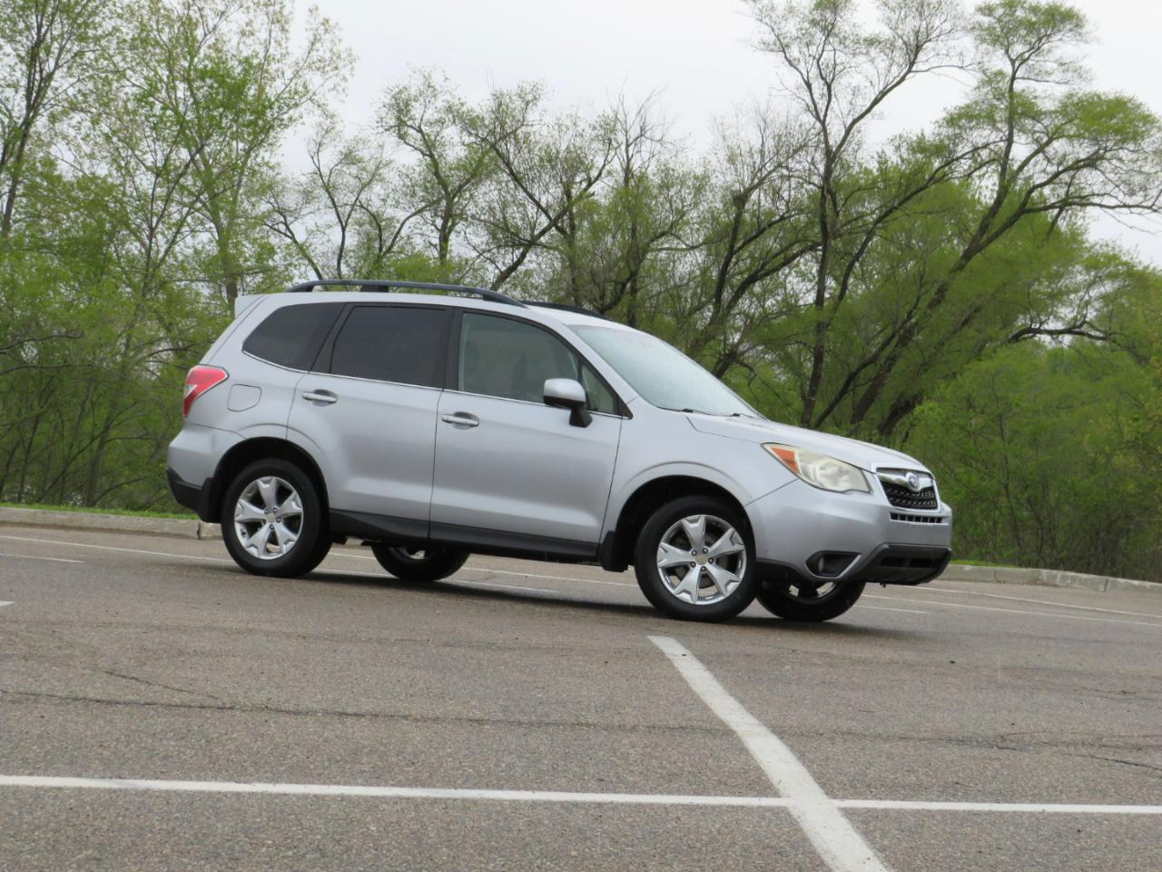 Subaru Forester 2.5i Limited 2014