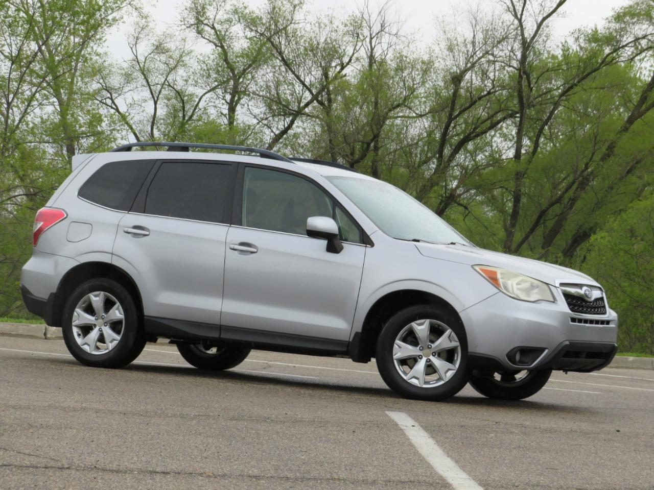 Subaru Forester 2.5i Limited 2014