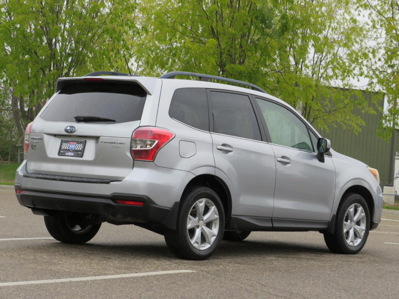 Subaru Forester 2.5i Limited 2014