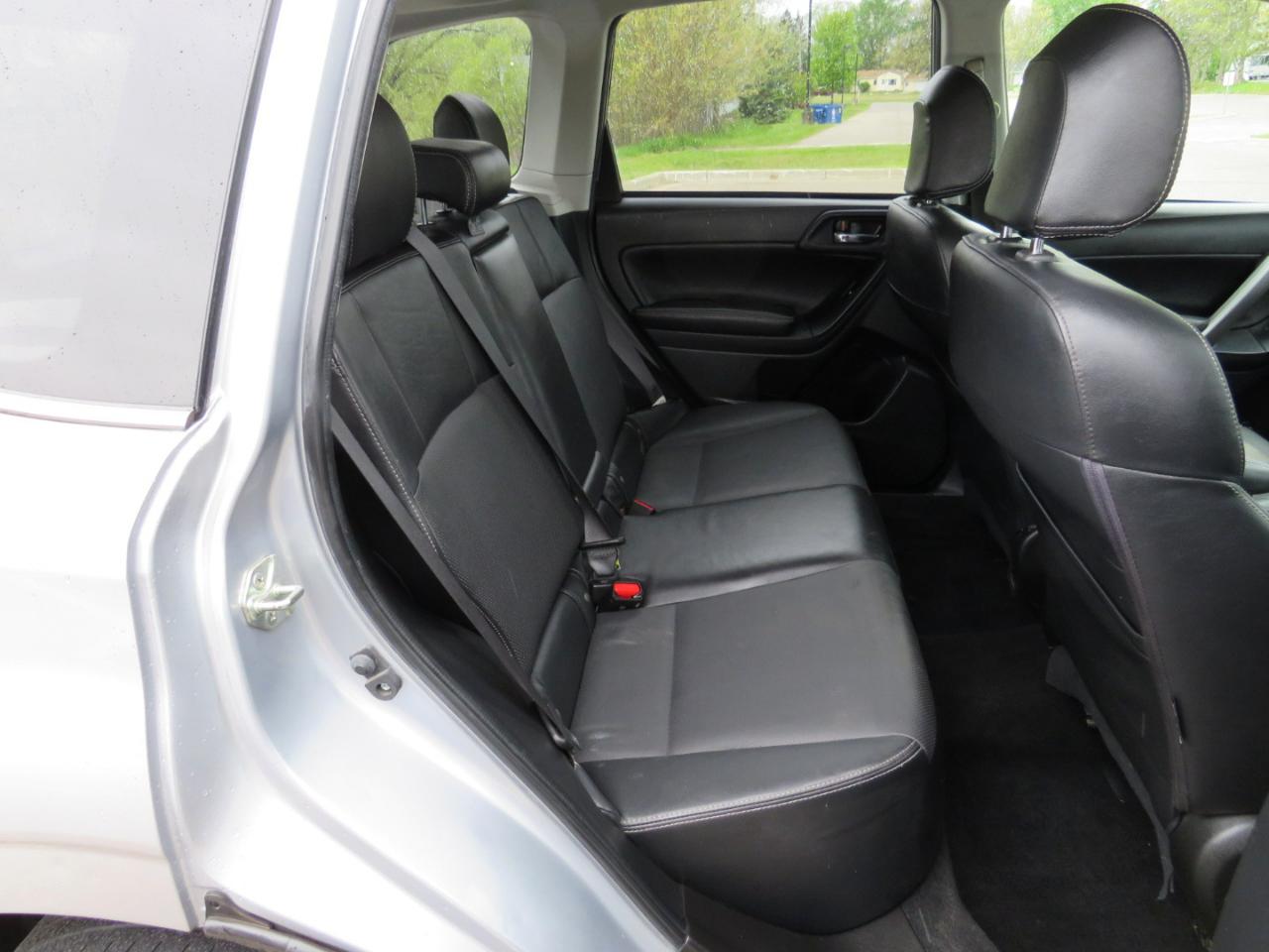 Subaru Forester 2.5i Limited 2014