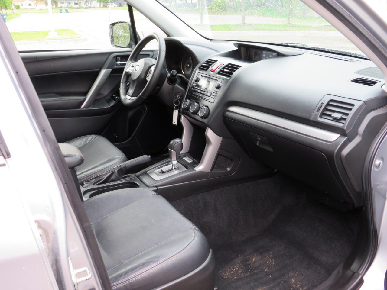 Subaru Forester 2.5i Limited 2014