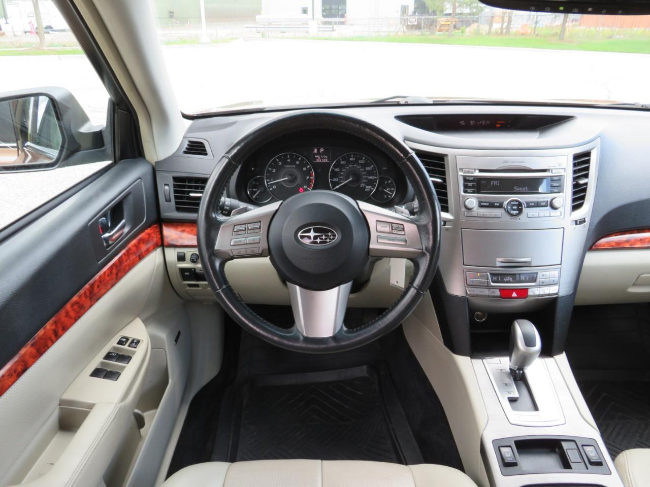 Subaru Outback 3.6R Limited 2011