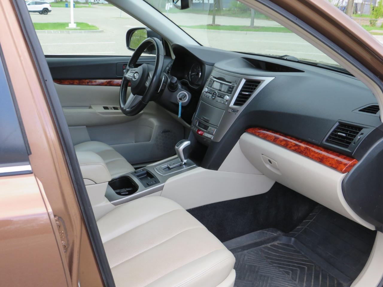 Subaru Outback 3.6R Limited 2011