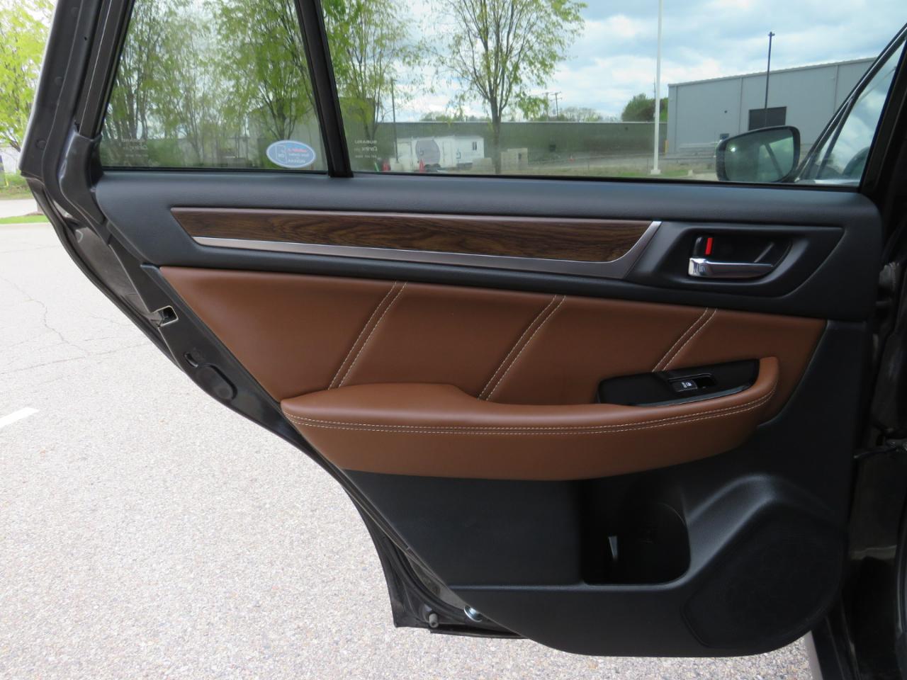 Subaru Outback 3.6R Touring 2018