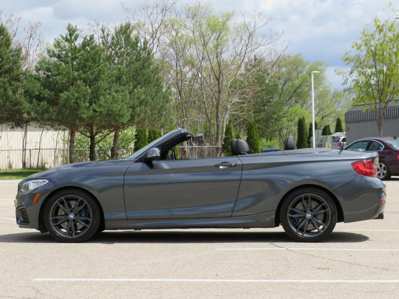 BMW 2-Series M235i xDrive Convertible 2016