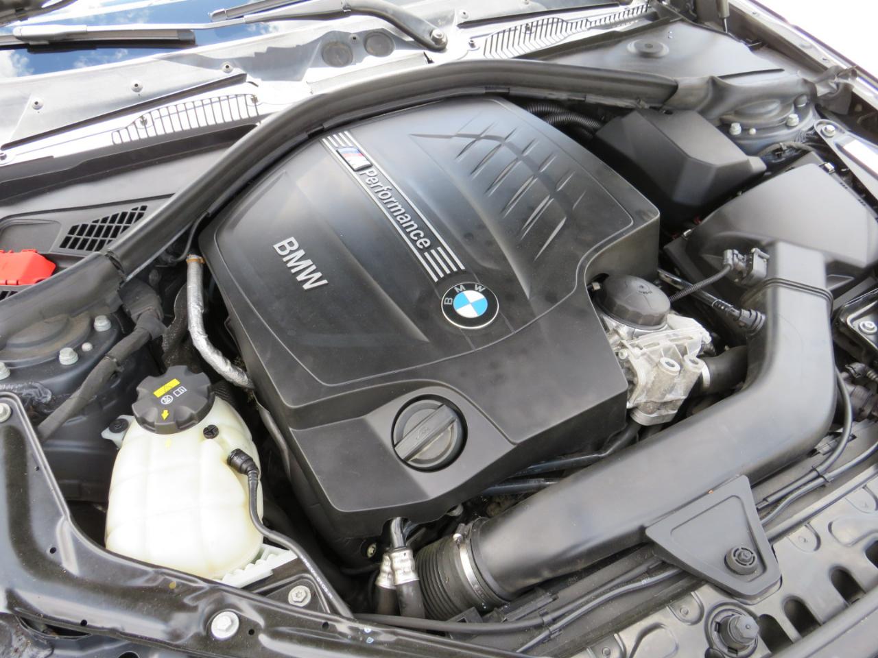BMW 2-Series M235i xDrive Convertible 2016