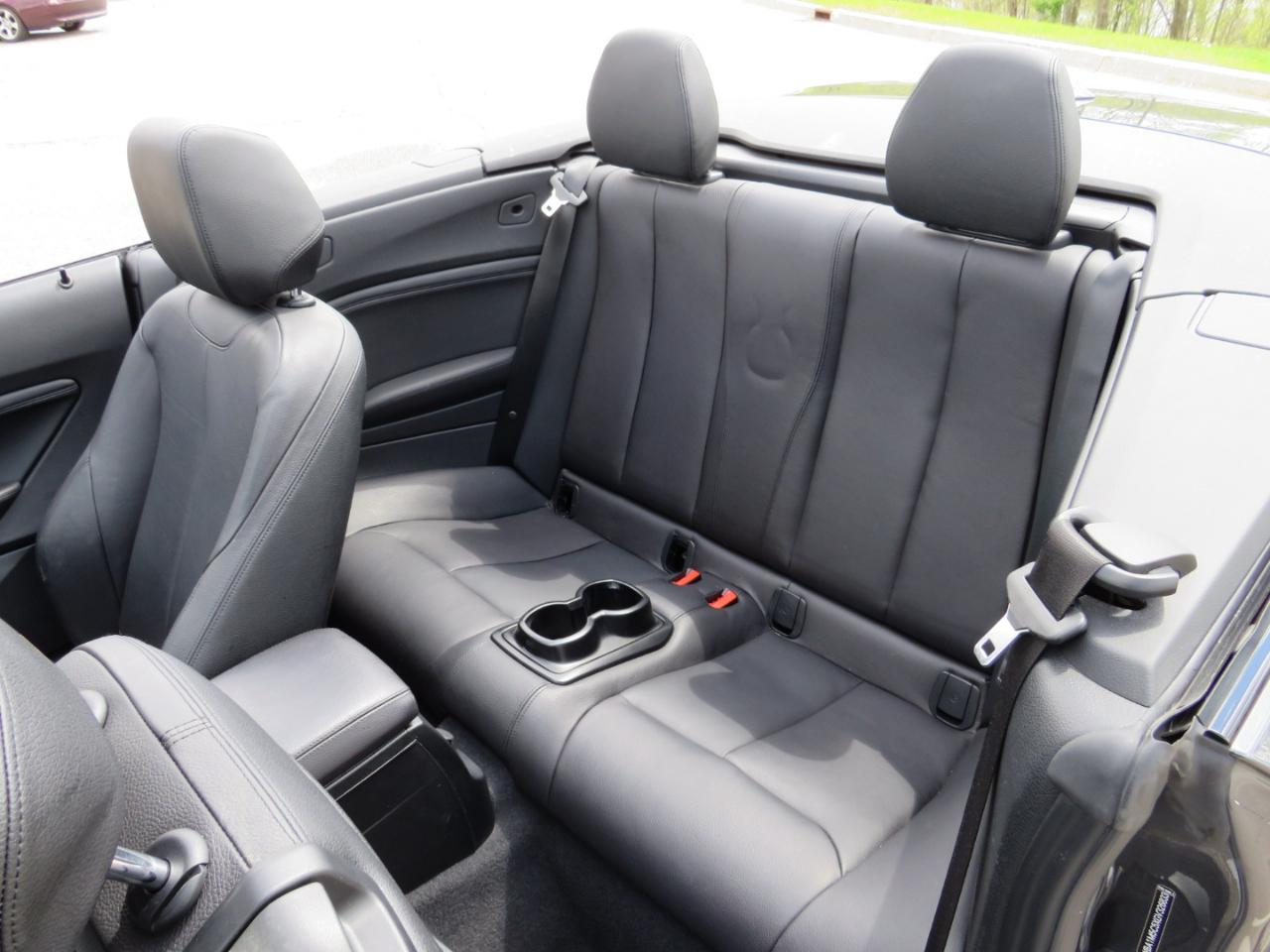 BMW 2-Series M235i xDrive Convertible 2016