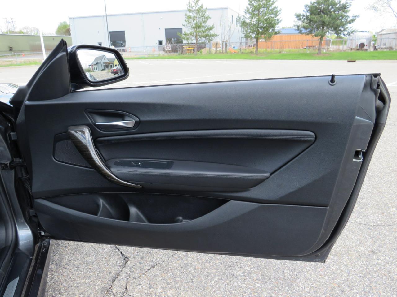 BMW 2-Series M235i xDrive Convertible 2016
