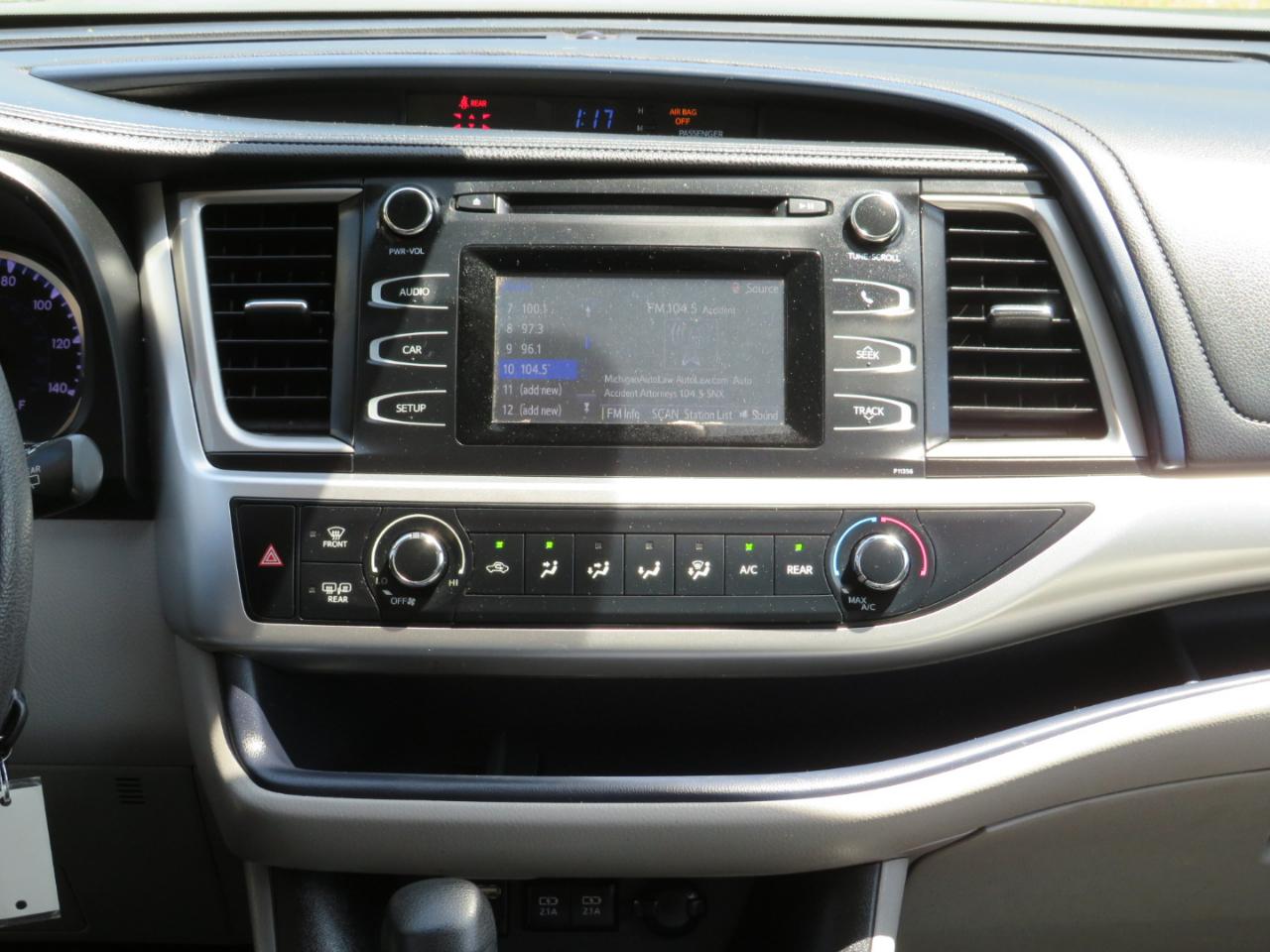 Toyota Highlander LE Plus AWD V6 2018
