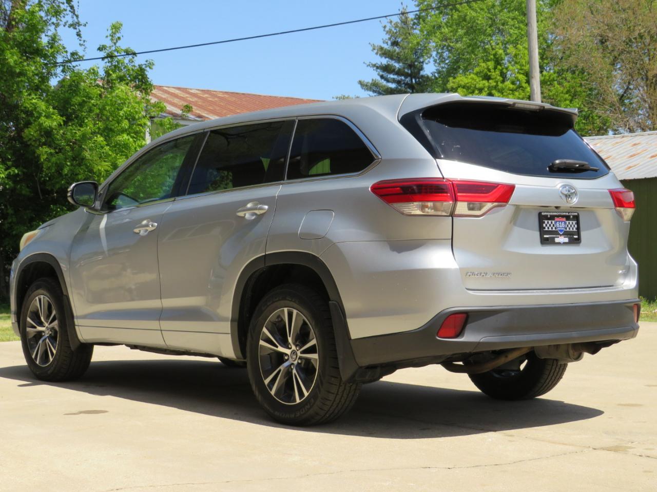 Toyota Highlander LE Plus AWD V6 2018
