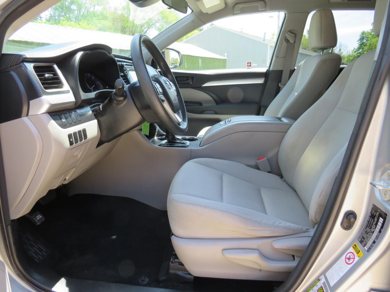 Toyota Highlander LE Plus AWD V6 2018