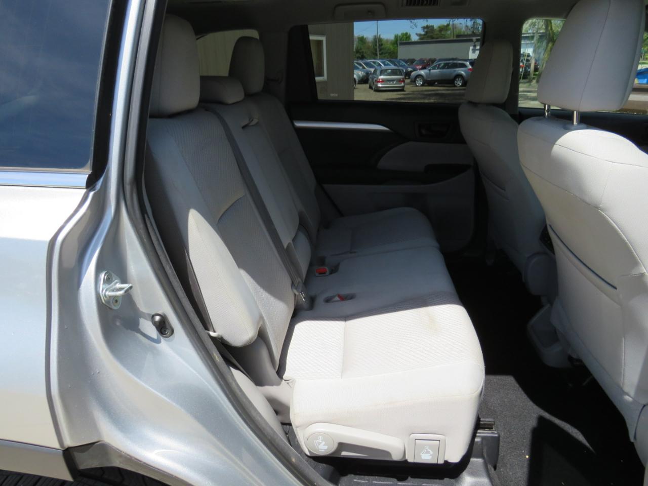 Toyota Highlander LE Plus AWD V6 2018