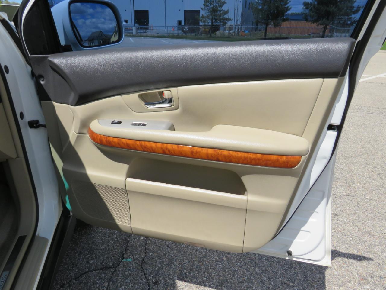 Lexus RX 400h FWD 2006