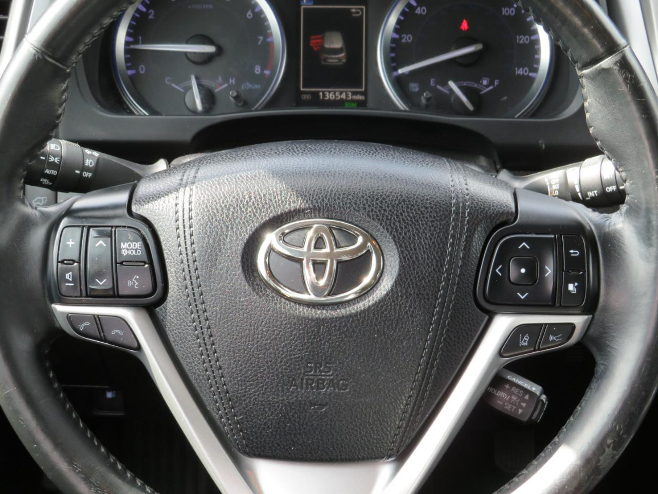 Toyota Highlander SE AWD V6 2018