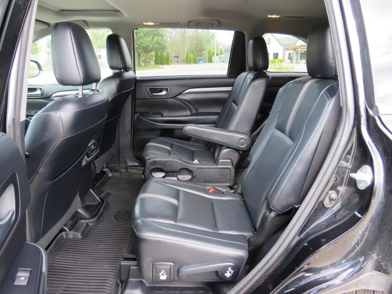Toyota Highlander SE AWD V6 2018