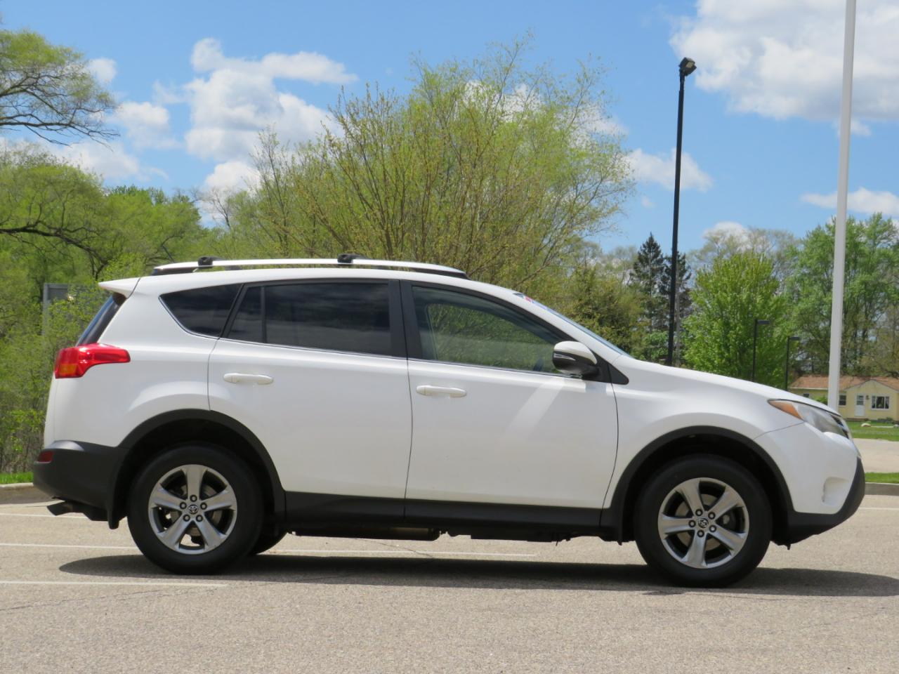 Toyota RAV4 XLE AWD 2015