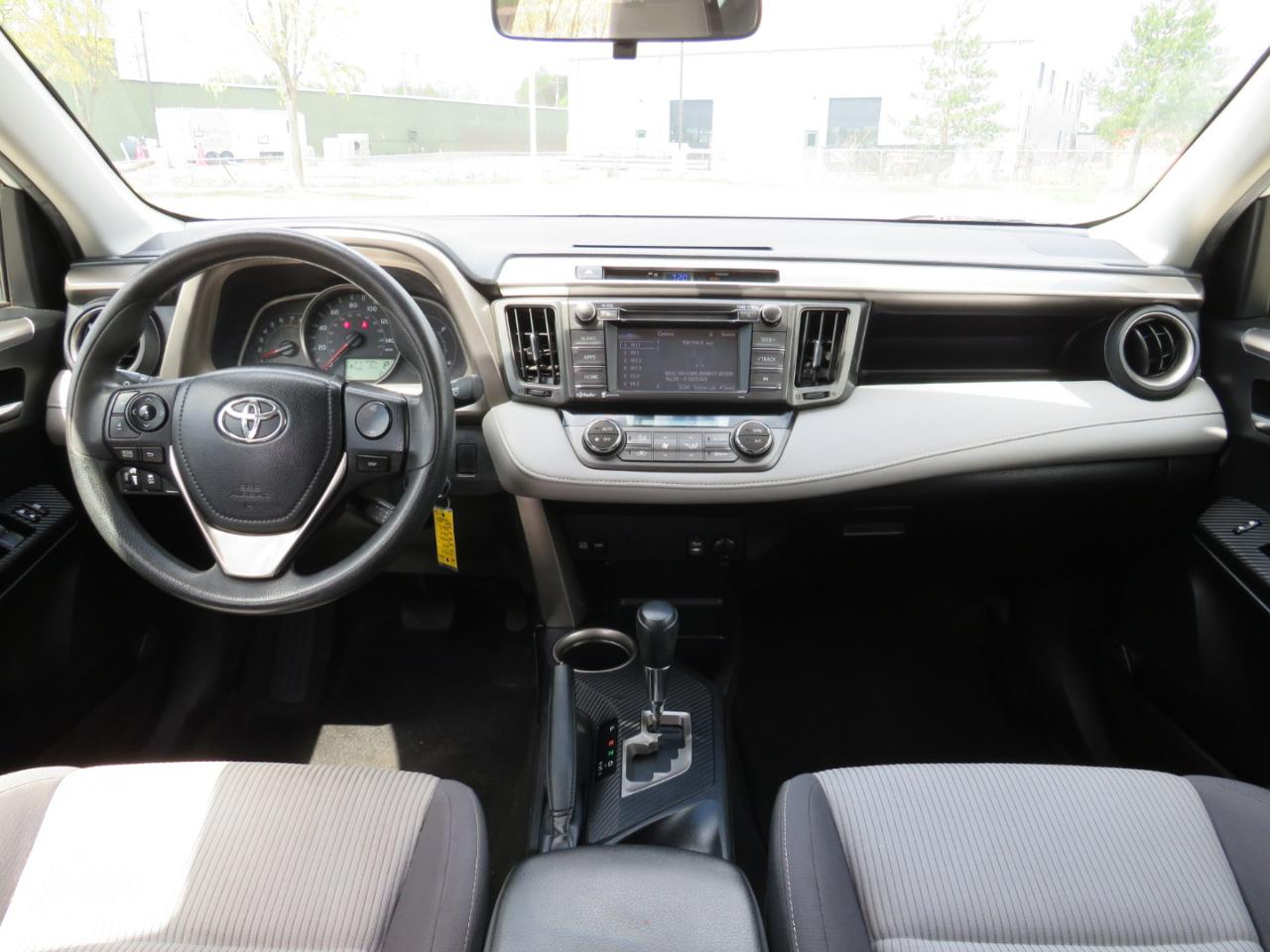 Toyota RAV4 XLE AWD 2015
