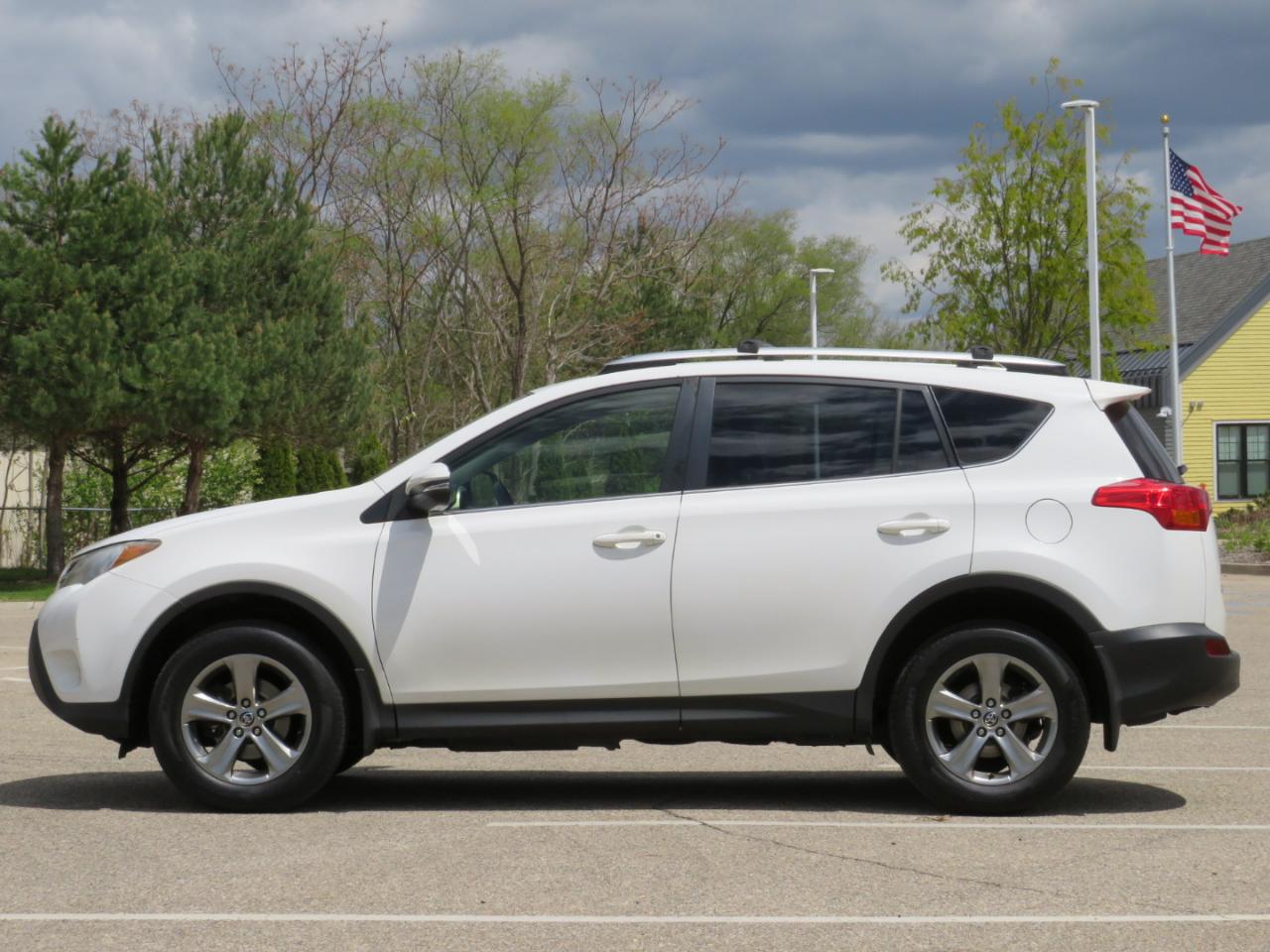 Toyota RAV4 XLE AWD 2015