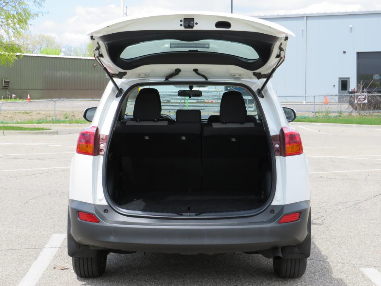 Toyota RAV4 XLE AWD 2015