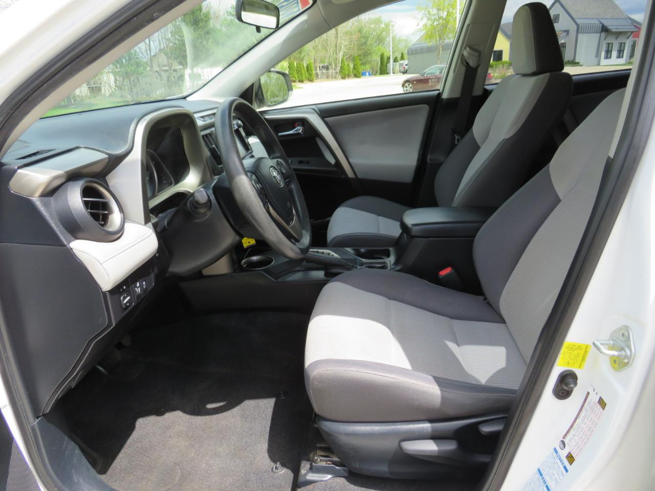 Toyota RAV4 XLE AWD 2015