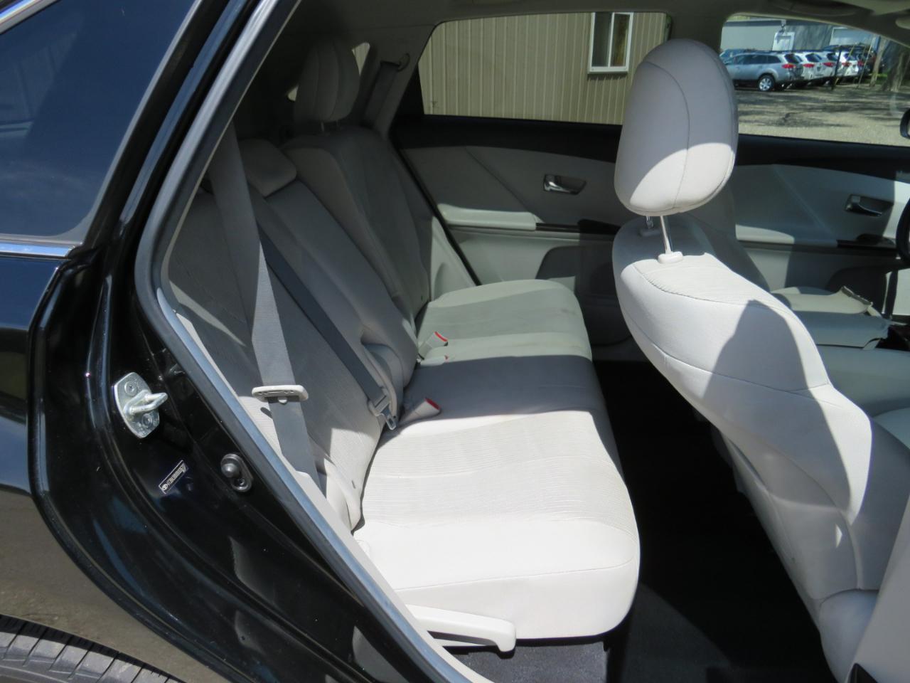 Toyota Venza AWD I4 2011